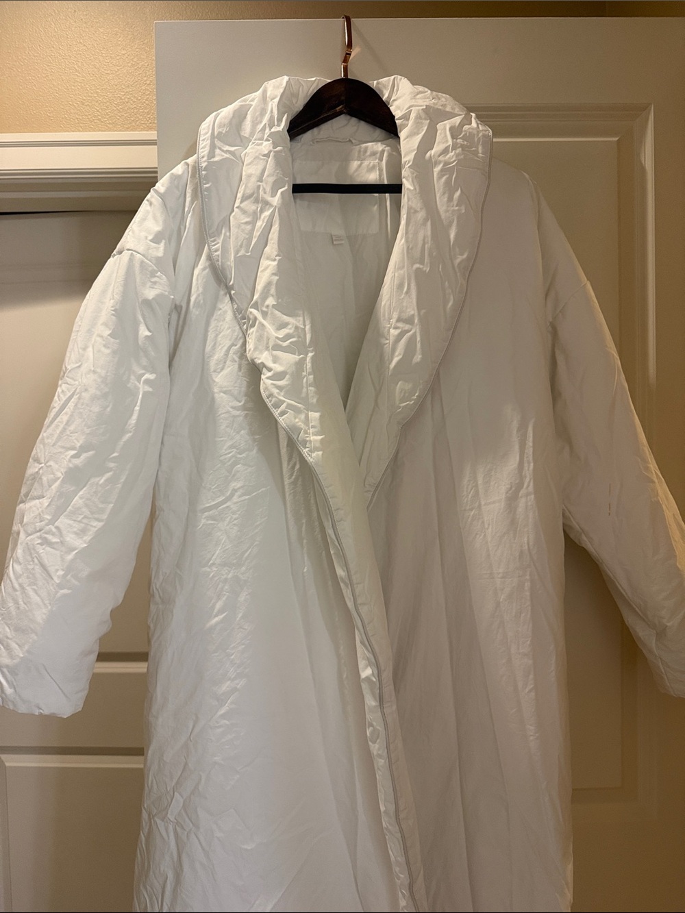 SKIMS White Down Puffer Robe